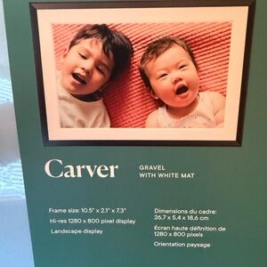 Aura Carver Digital Frame with White Mat